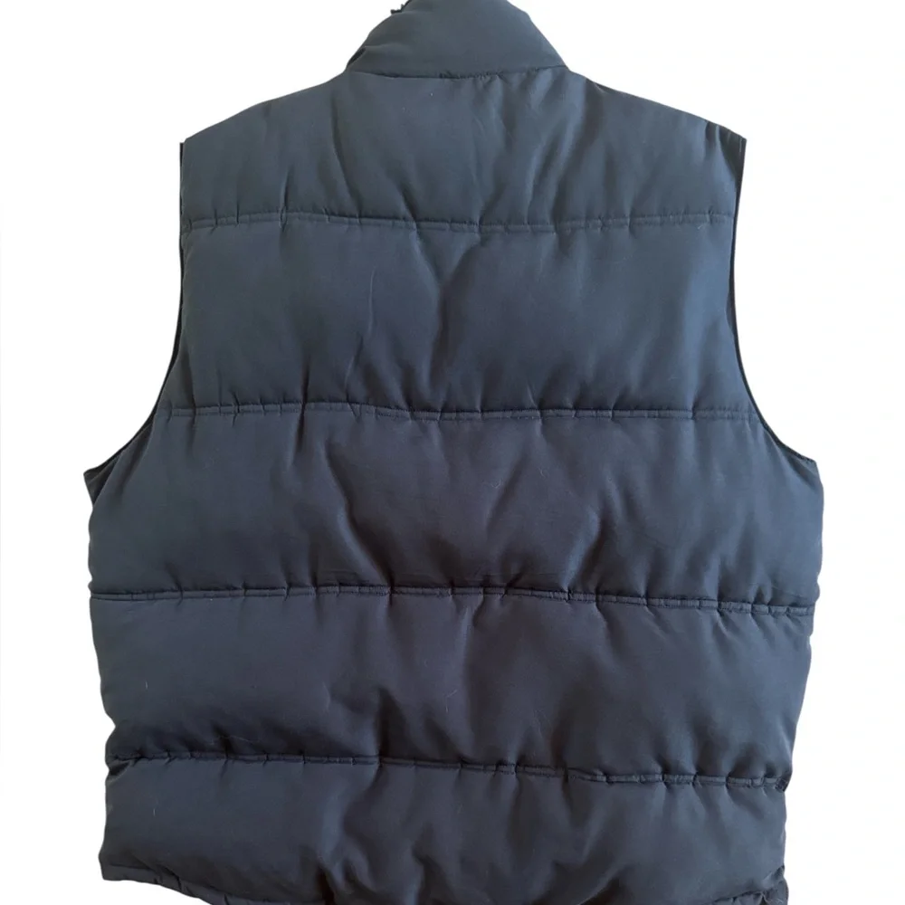 American Outdoorsman Navy size Extra Large Puffer Vest size‎ Extra Large Pockets